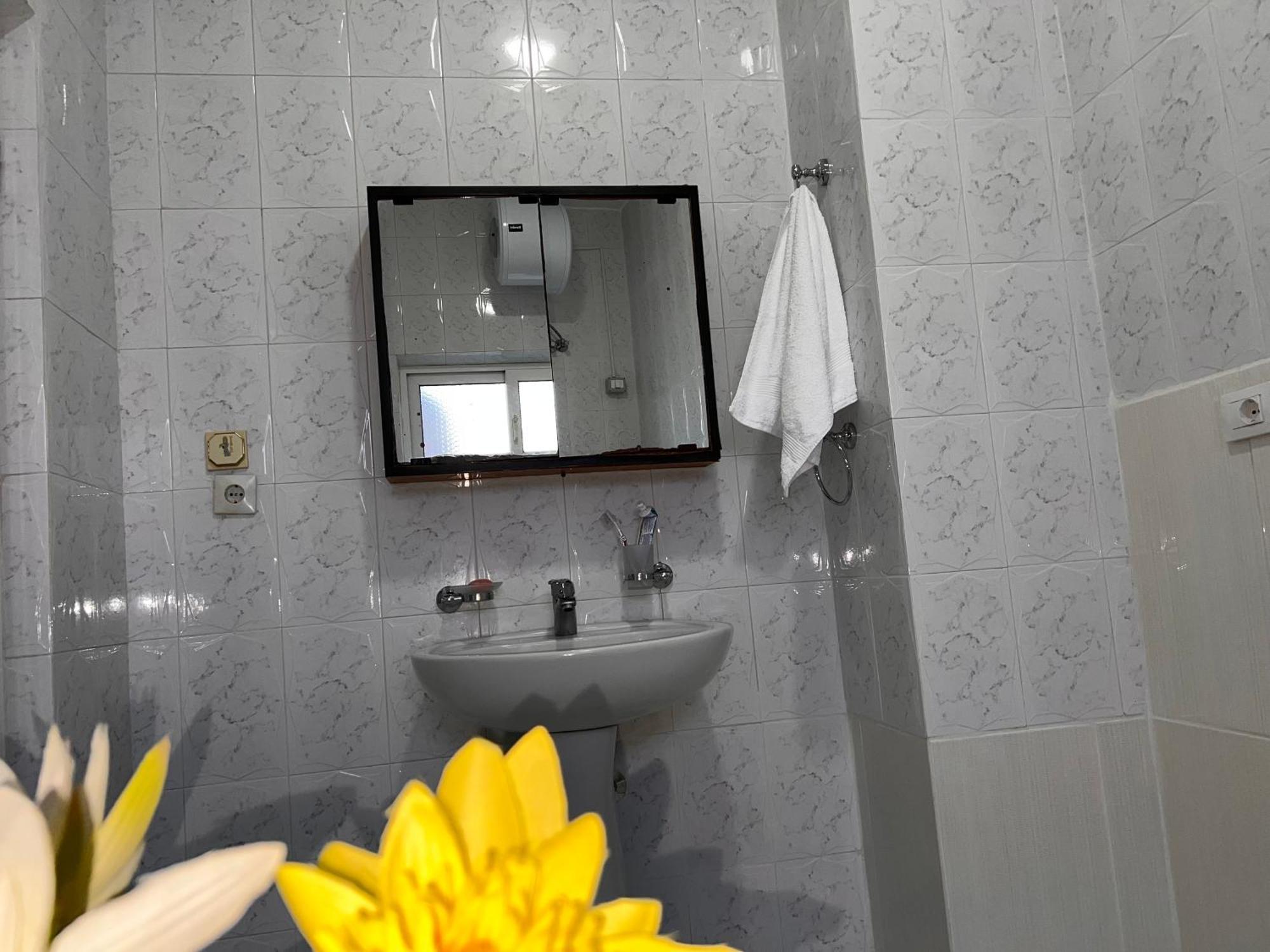 Berat Private Room In Haxhialiu Villa Zewnętrze zdjęcie