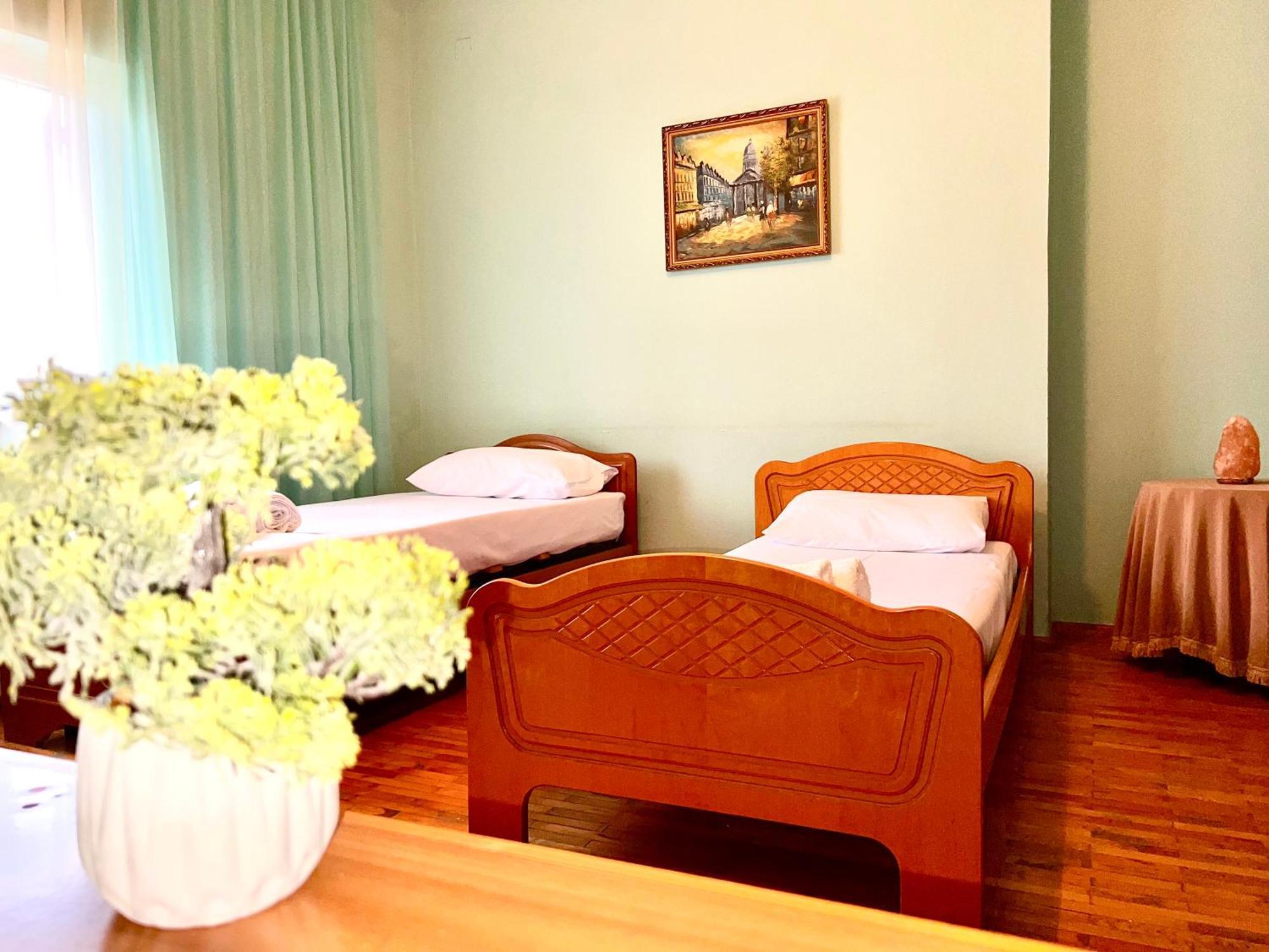 Berat Private Room In Haxhialiu Villa Zewnętrze zdjęcie
